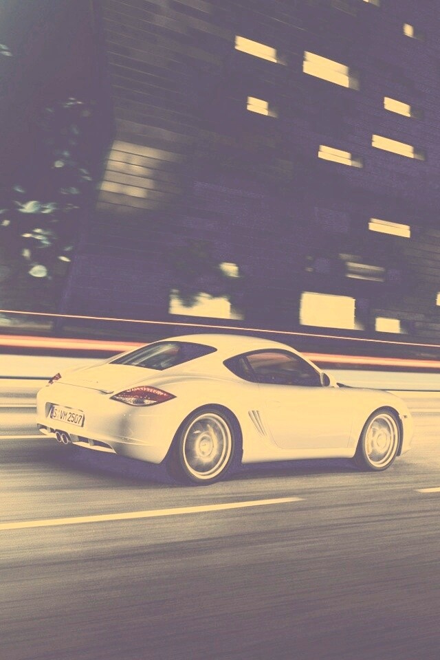 Porsche на трассе обои