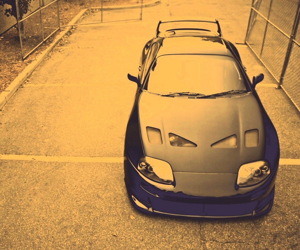 Мощный автомобиль обои