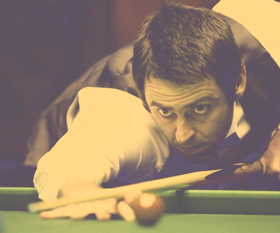 Игрок в бильярд обои