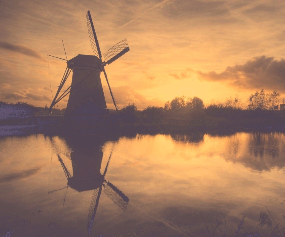 Мельница на озере обои