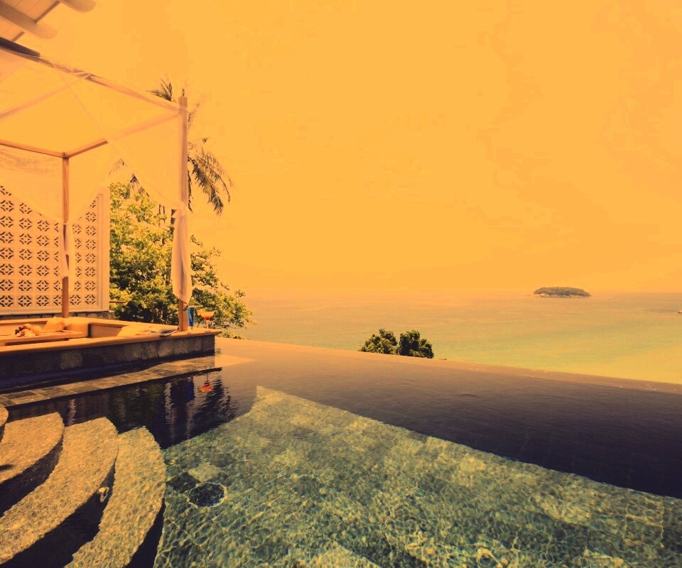 Бассейн на берегу моря обои