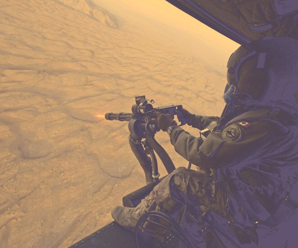 Обстрел с борта вертолета обои