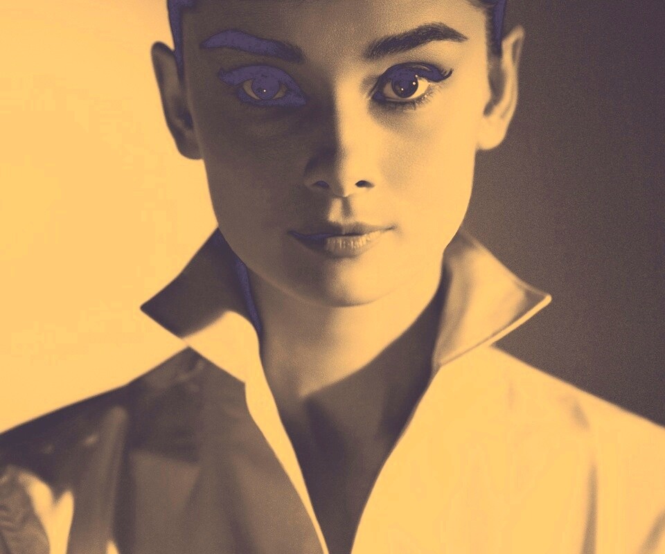 Одри Хепберн в grayscale обои