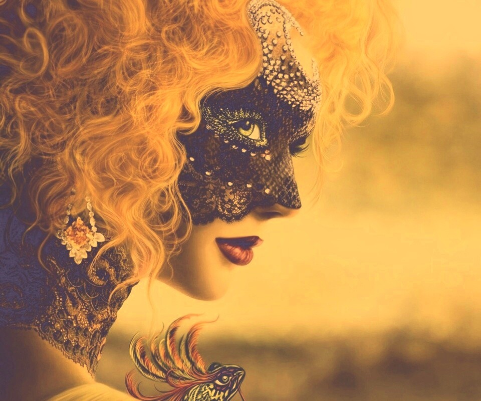 Девушка в карнавальной маске обои