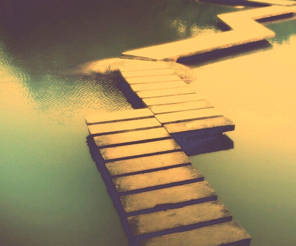 Дорожка над водой обои