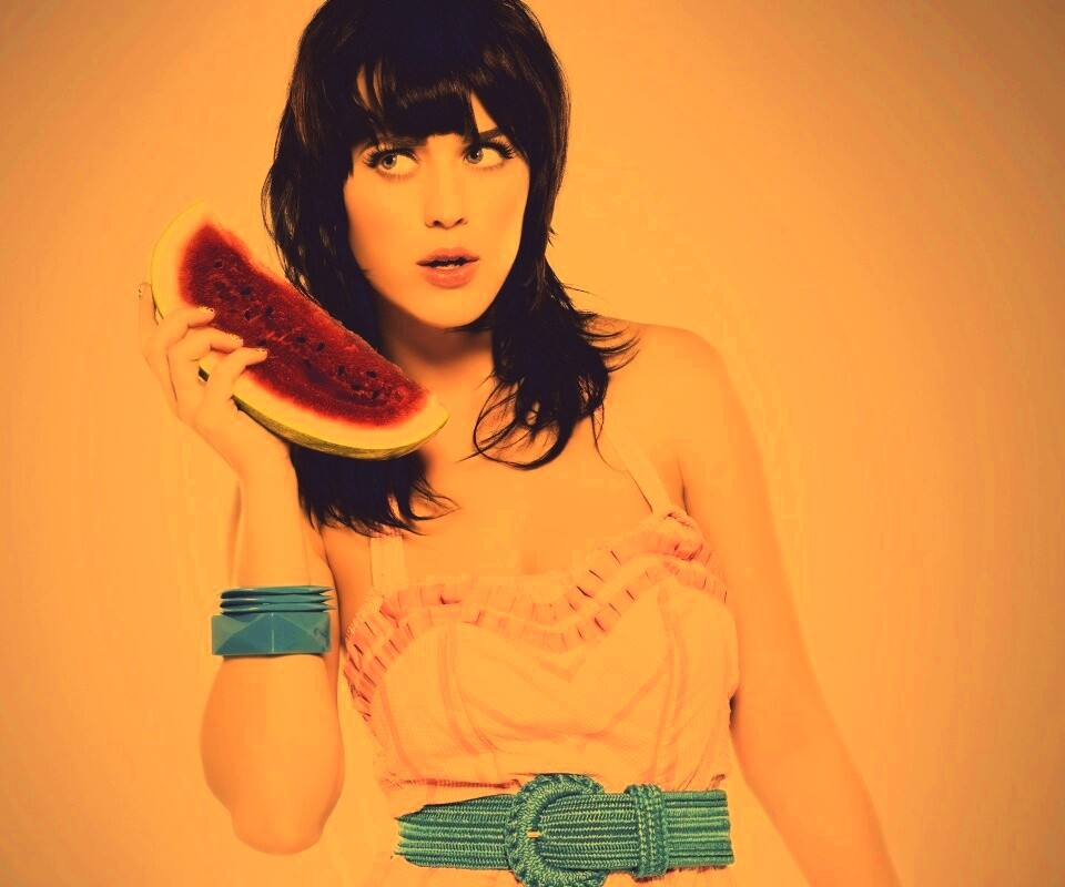 Кэти Пэри и арбуз обои