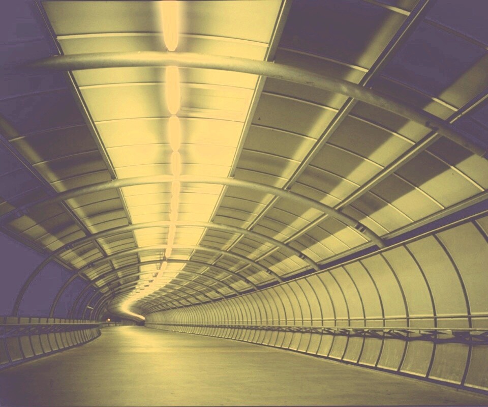 Пешеходный тоннель обои