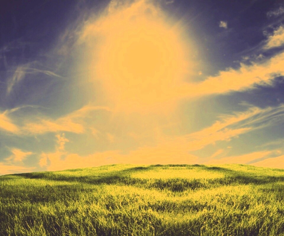 Солнце над холмом обои