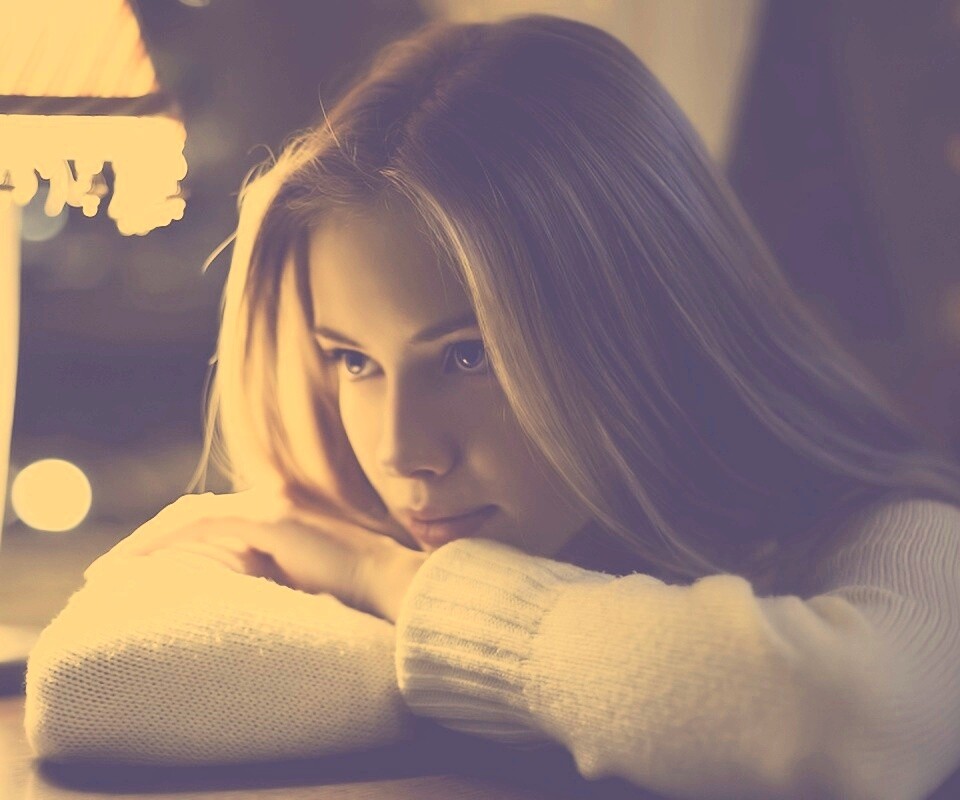 Задумалась обои