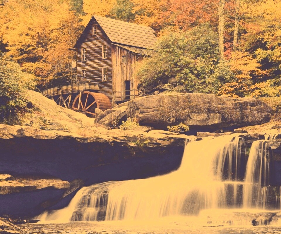 Дом, водяное колесо и водопад обои