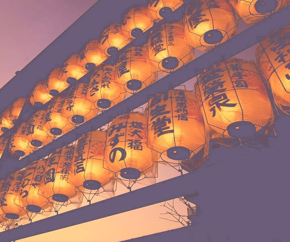 Японские фонарики вечером обои