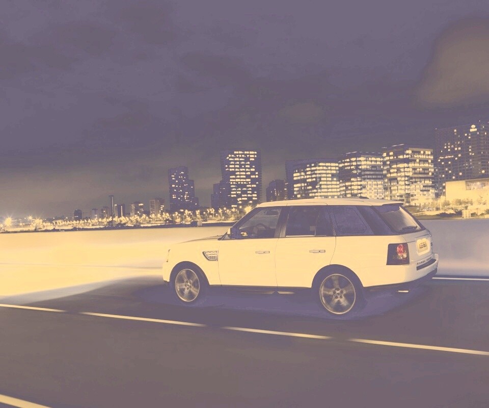 Рендж ровер на трассе обои