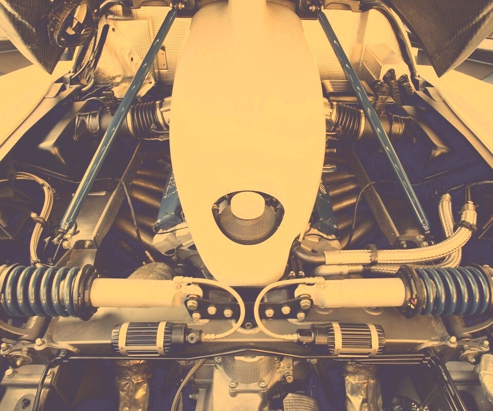 Двигатель Maserati MC12 обои