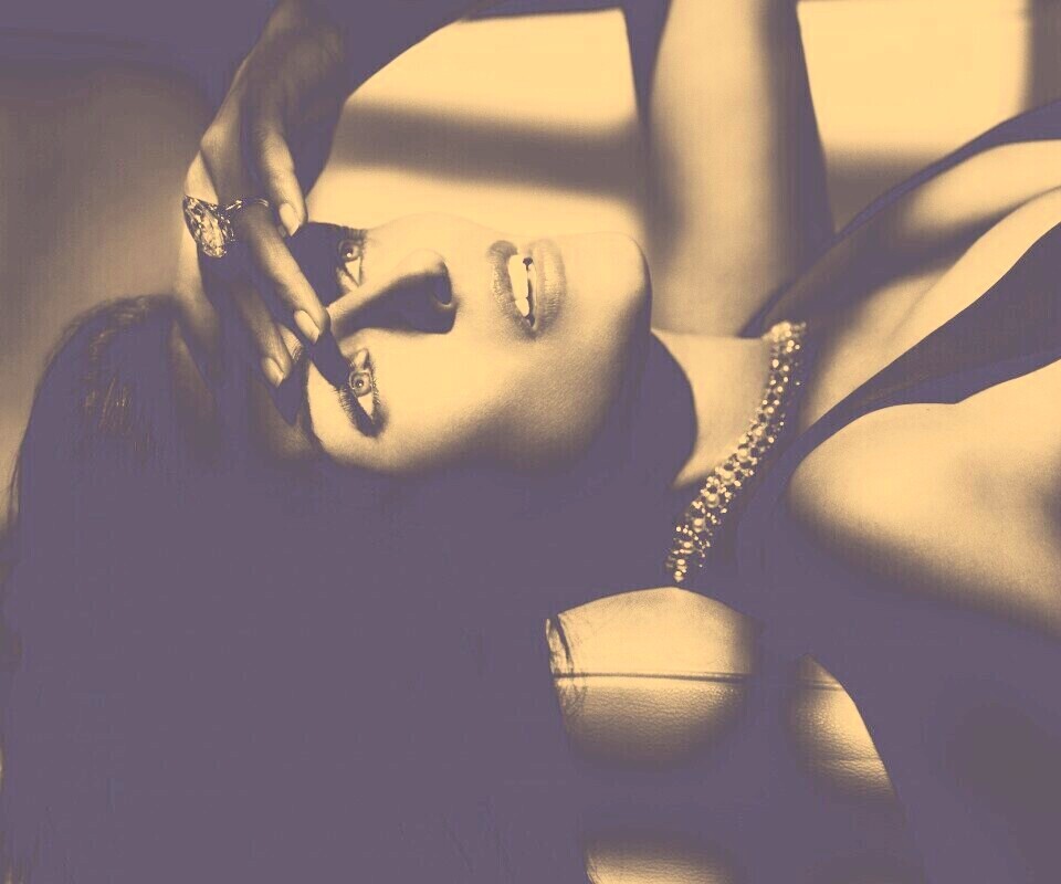 Элизабет Хёрли обои