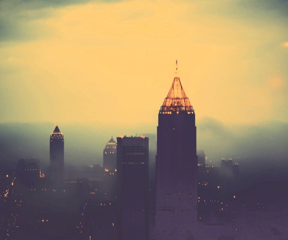 Небоскребы в тумане обои