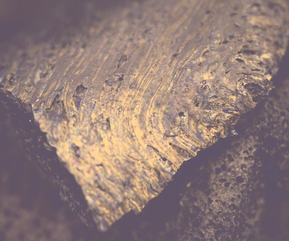 Металл с радужным отливом обои