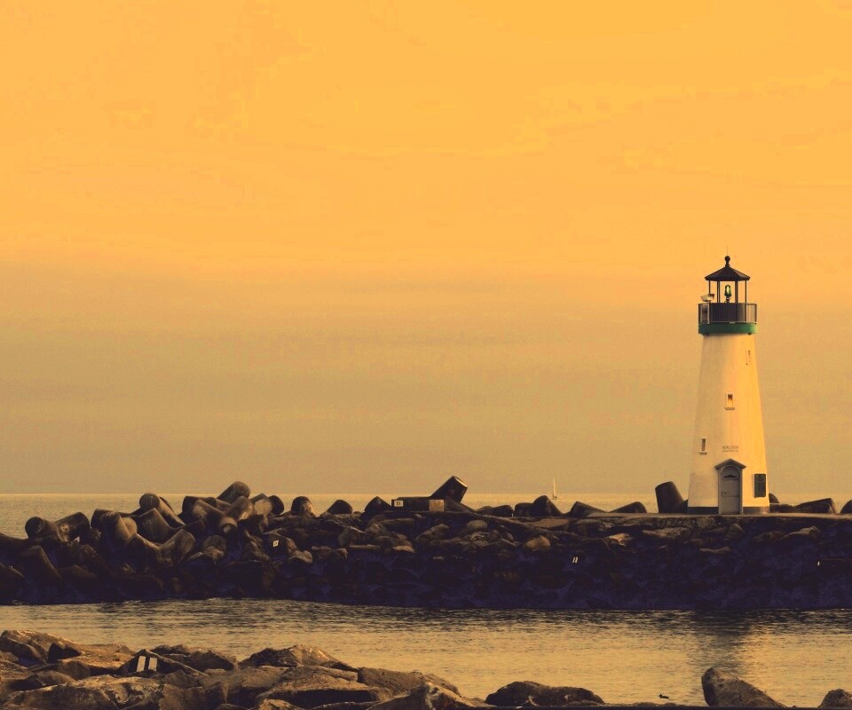 Маяк в порту Санта-Круз обои