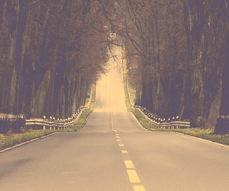 Дорога уходит ввысь обои