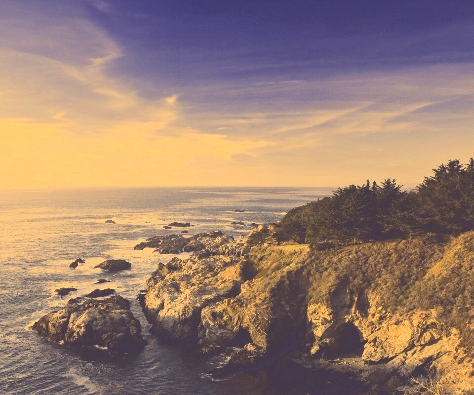 Скалистый берег обои