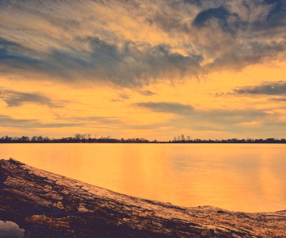 Закат на озере обои