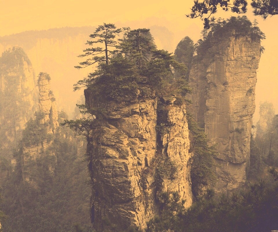 Неприступная скала обои