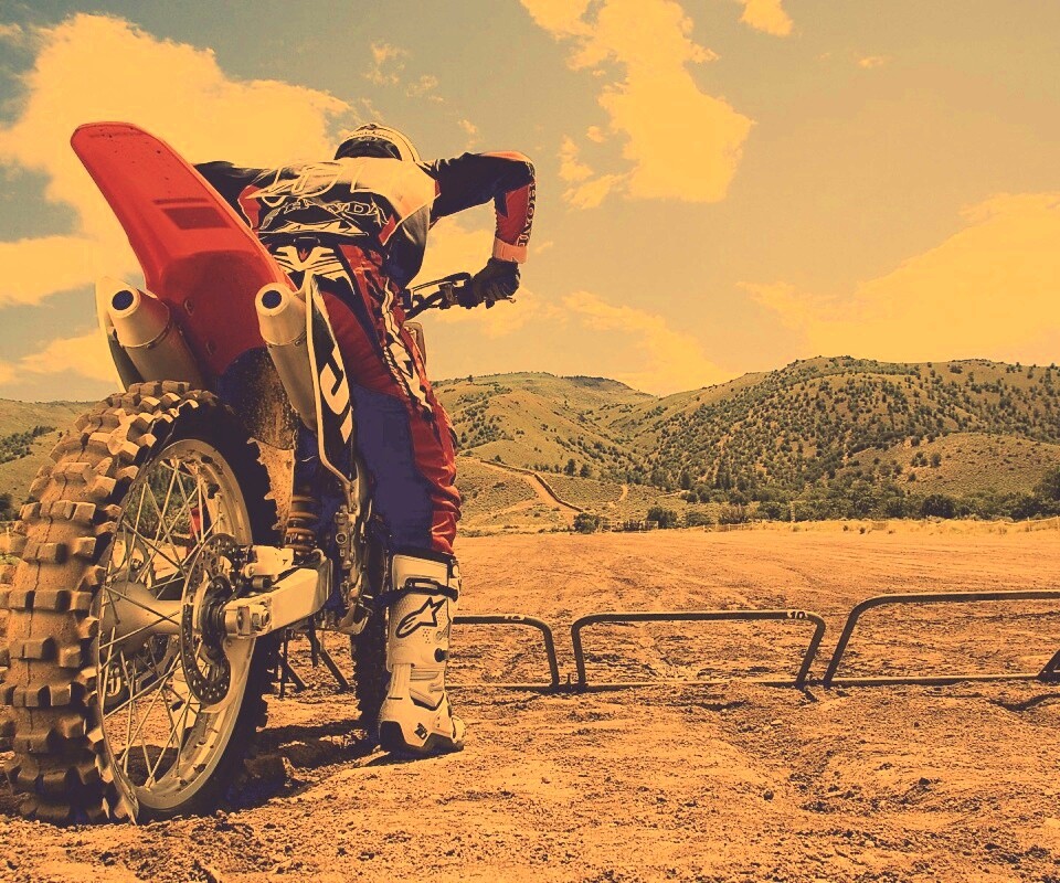 Спортивный мотоцикл обои