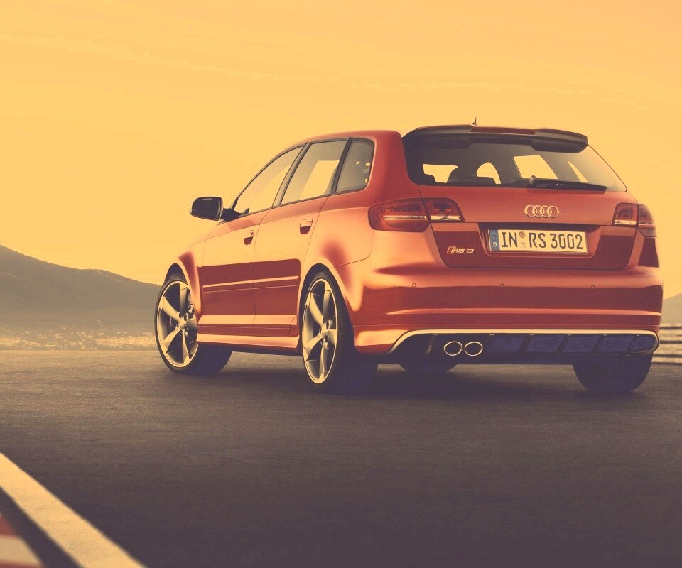 Audi модели RS3 сзади обои