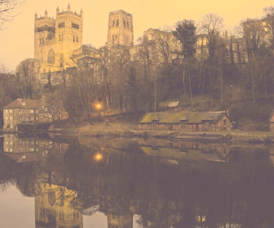 Даремский замок весной обои