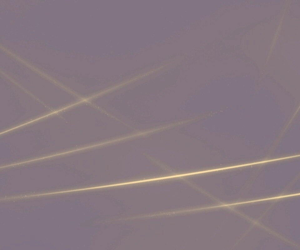 Лучи света на грязно-зелёном свете обои