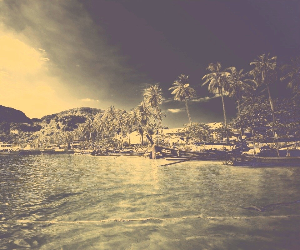 Призрачный пляж обои