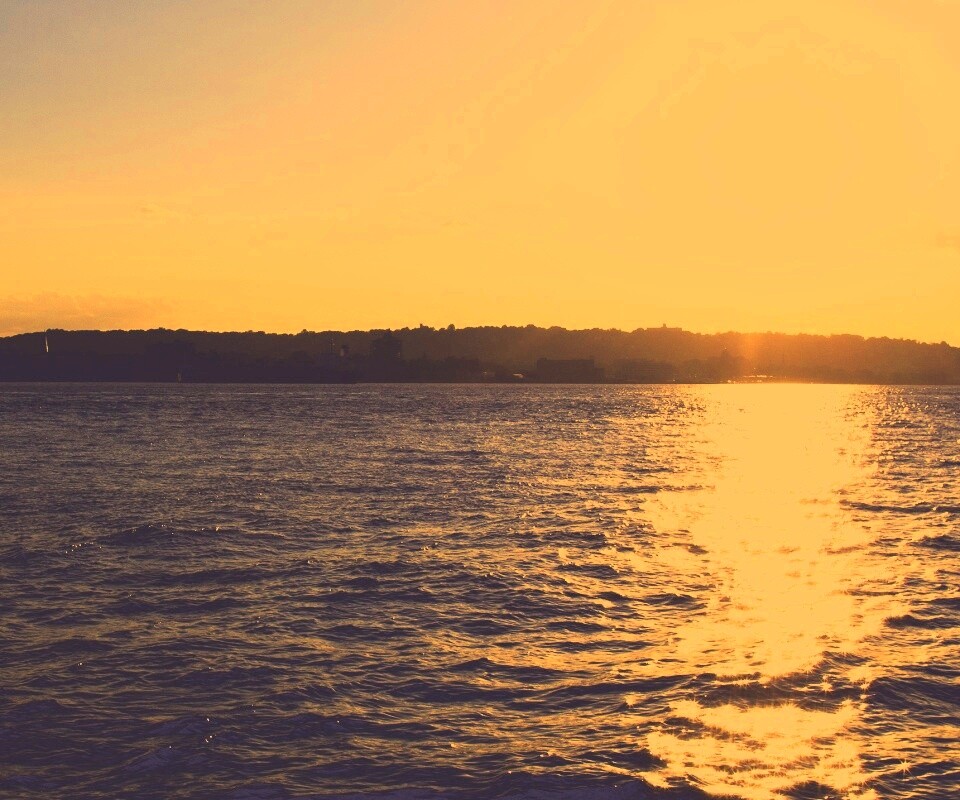 Красивое закатное озеро обои