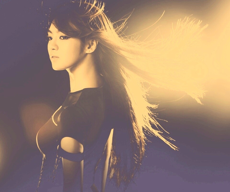 Стройная азиатка обои