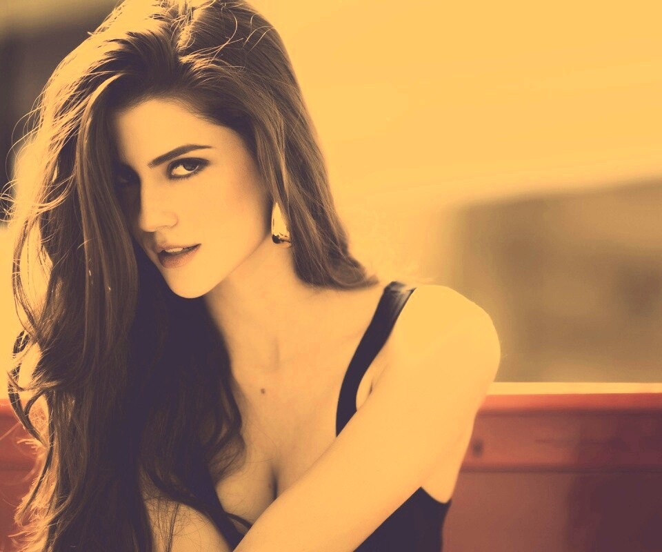 Мимолетный взгляд обои