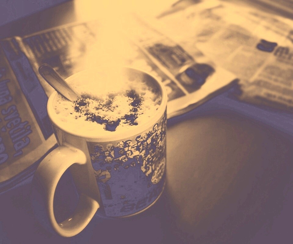 Капучино и свежая пресса обои