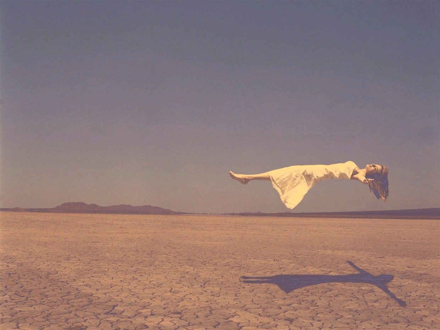 Левитация обои