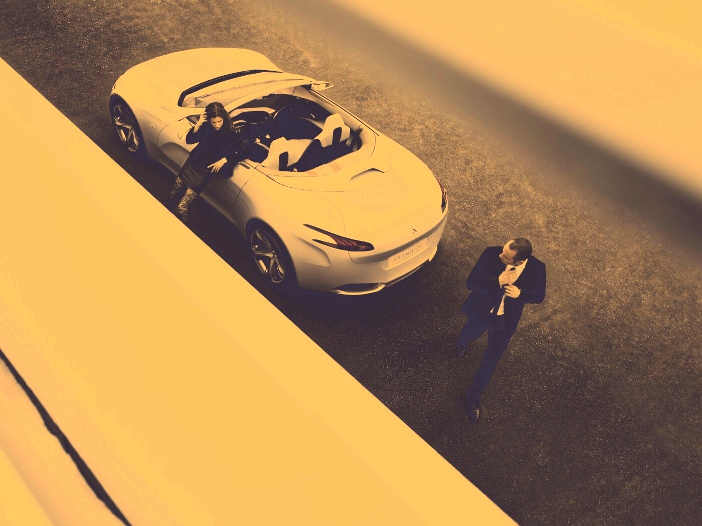 Пара у кабриолета Пежо обои