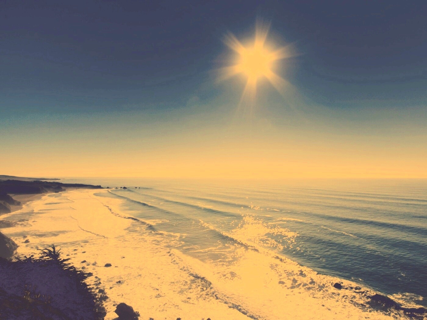 Солнце над морем обои