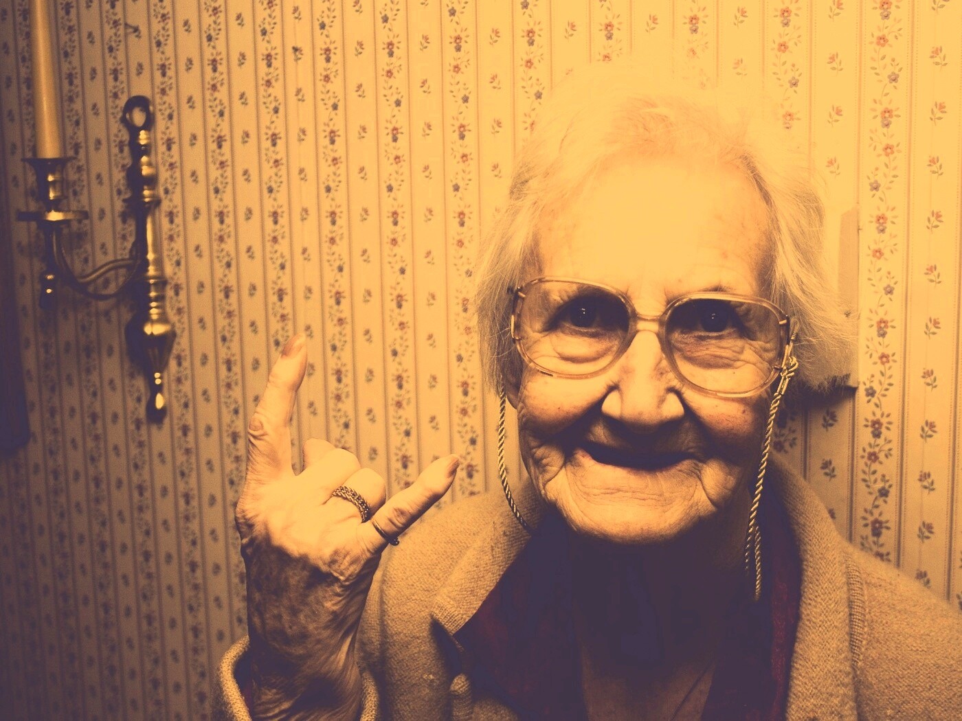 Чумовая бабуся обои