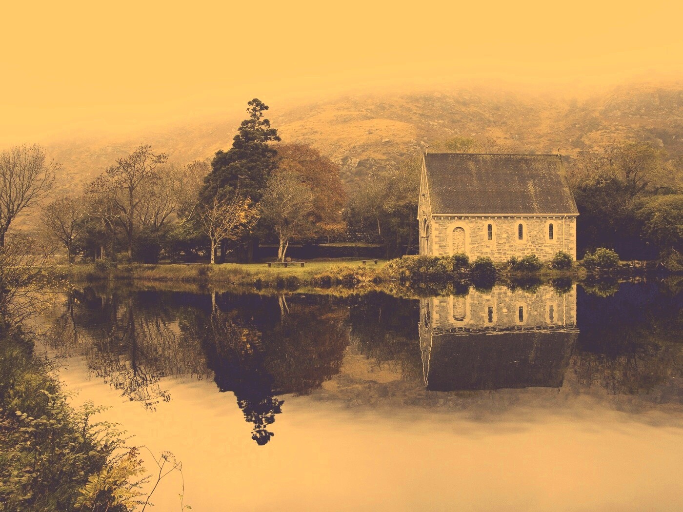 Живописный дом обои