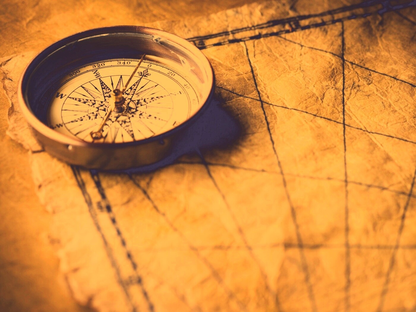 Компас и старая карта обои
