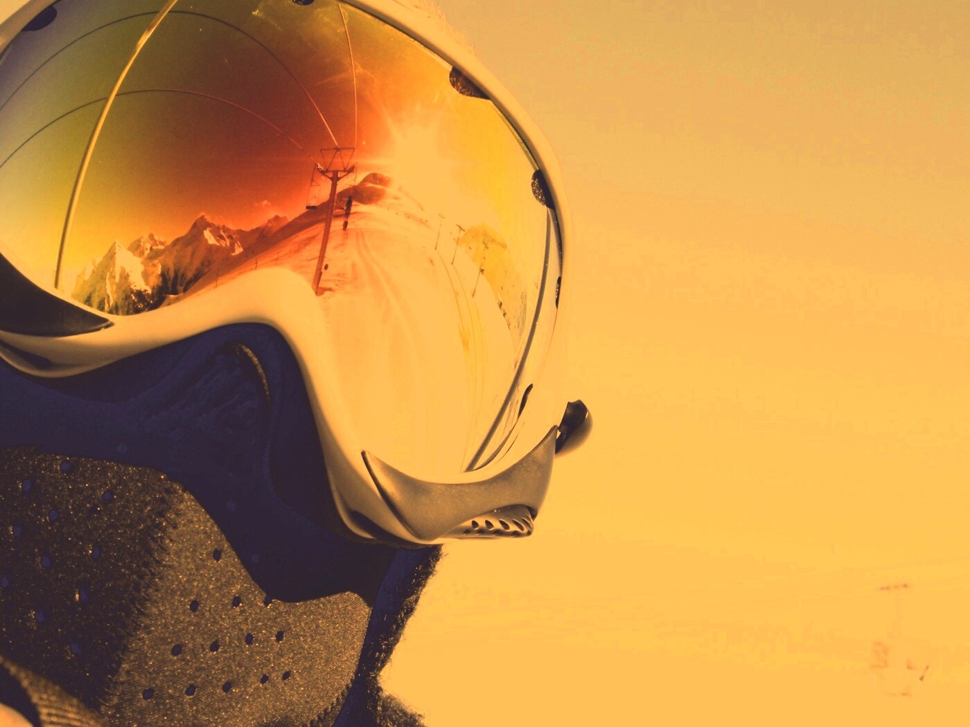 Маска сноубордиста обои