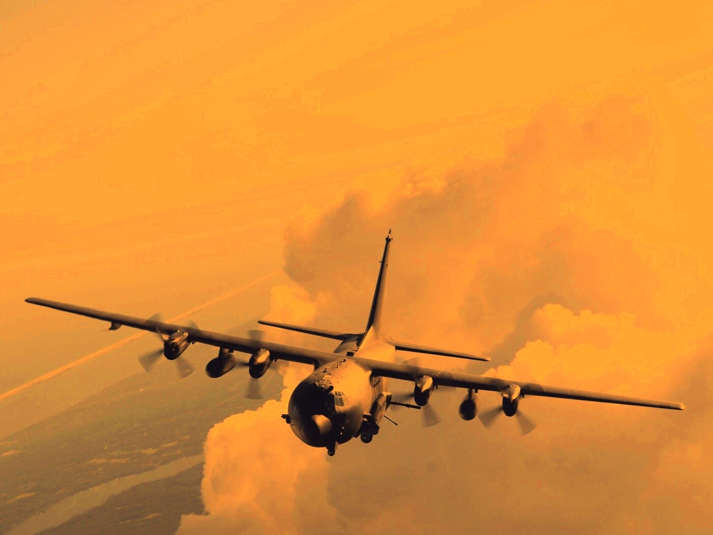 Самолет АС-130 обои