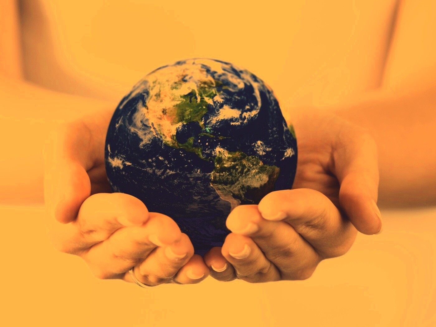 Весь мир в твоих руках обои