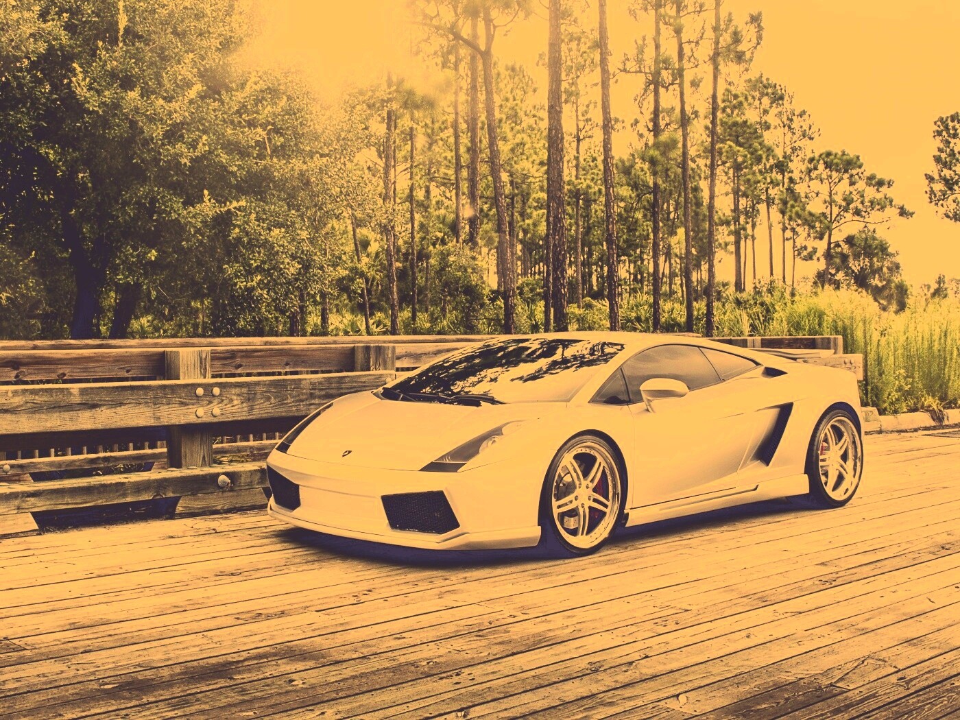 Ламбоджини на мосту в лесу обои