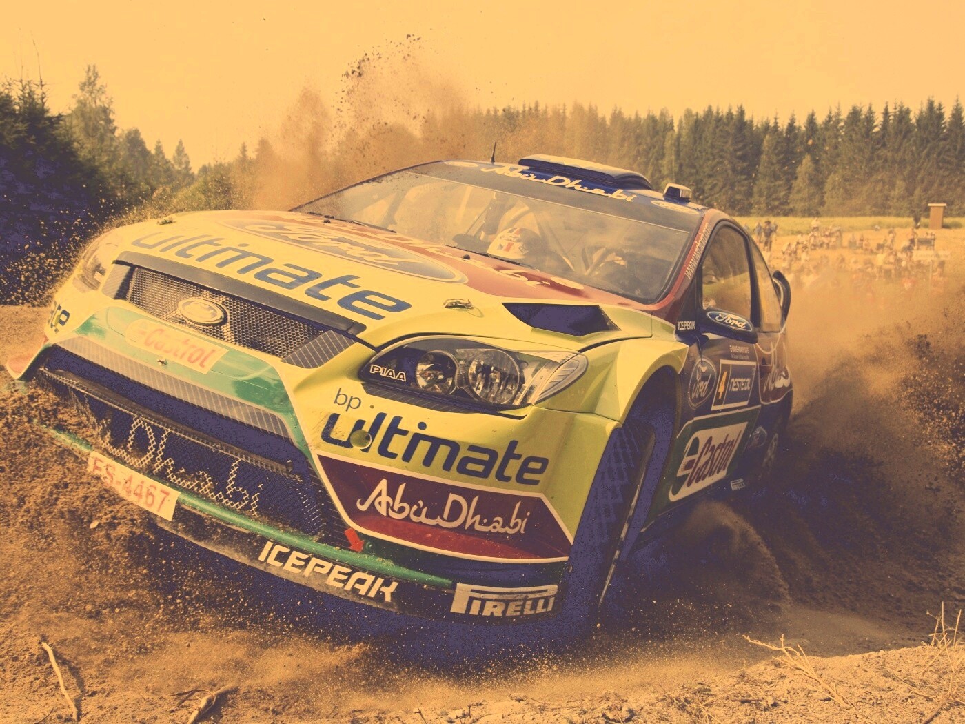 Форд учавствует в ралли обои