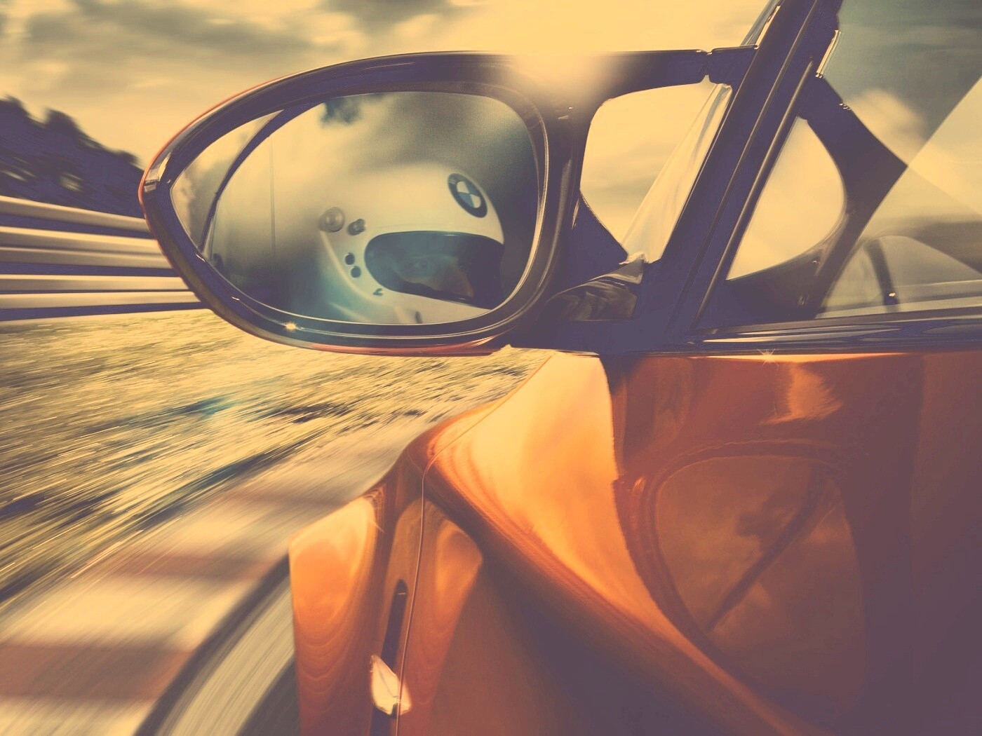 Отражение в боковом зеркале BMW M1 обои