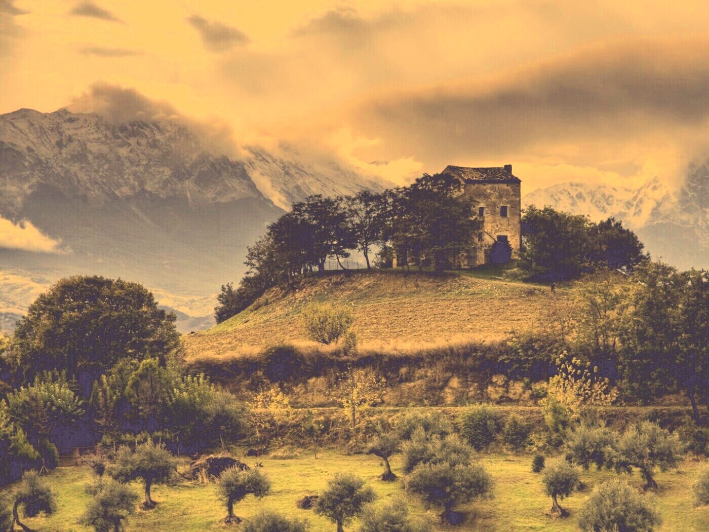 Горный пейзаж обои