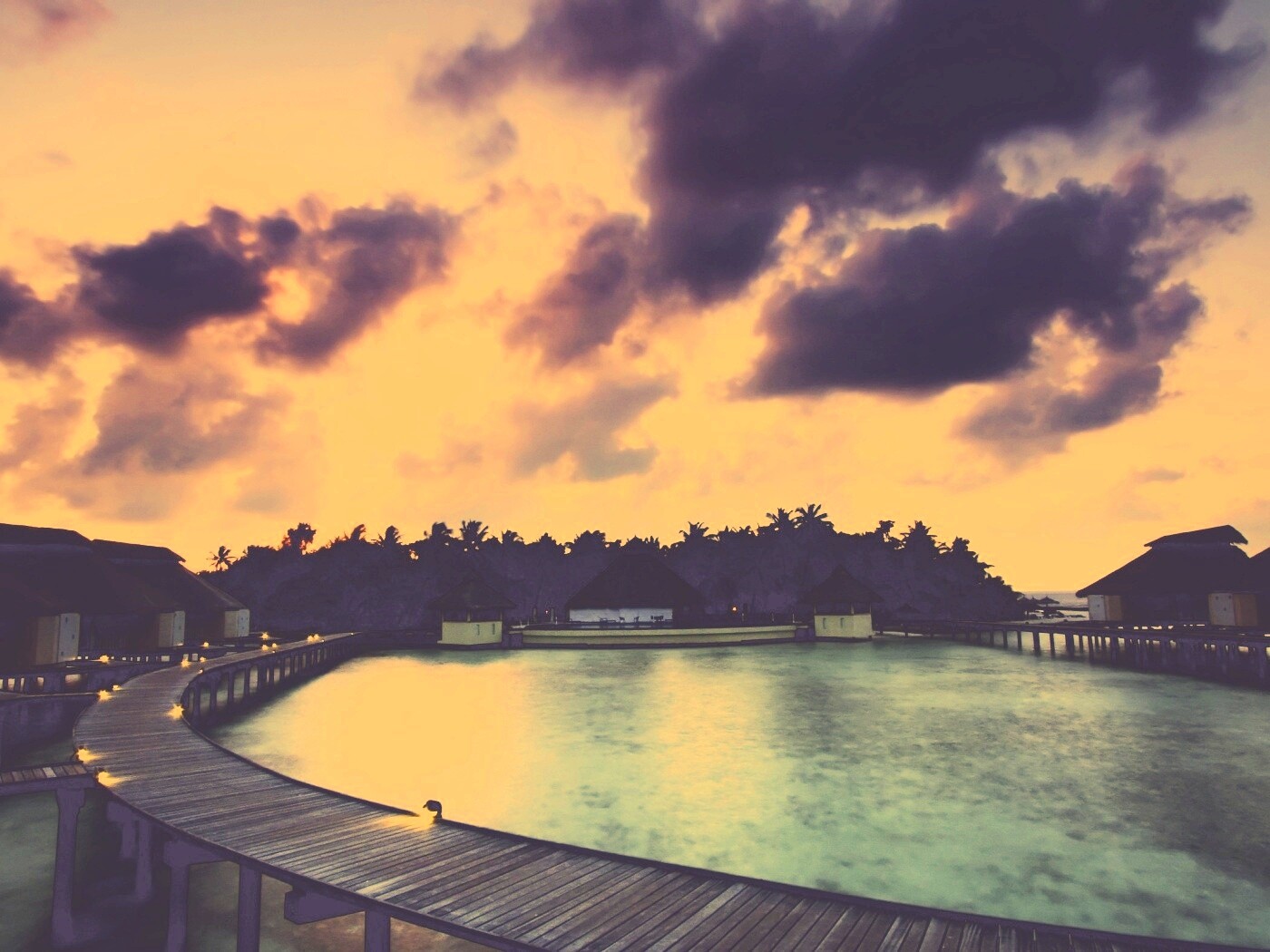 Бунгало на воде обои