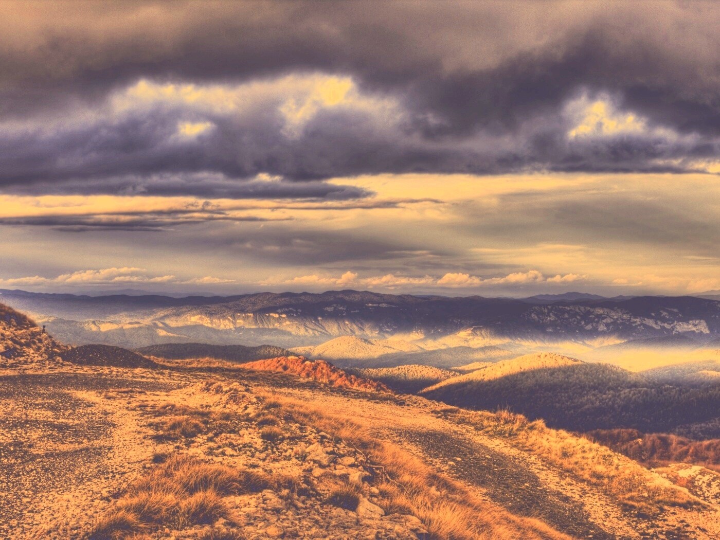 Горы в HDR обои