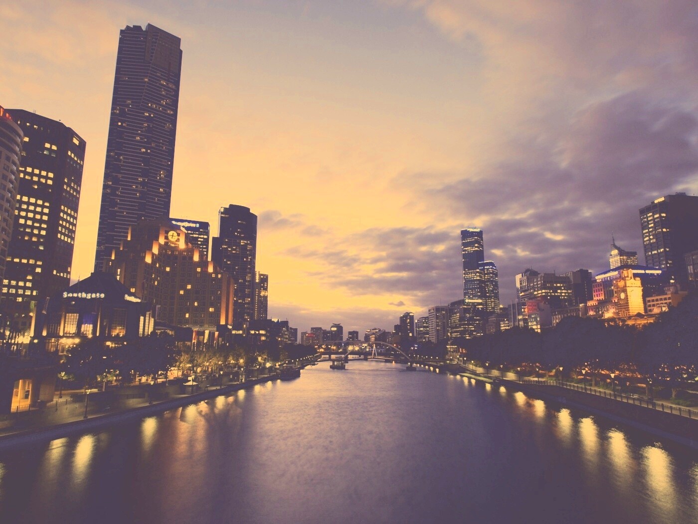 Застывший город обои